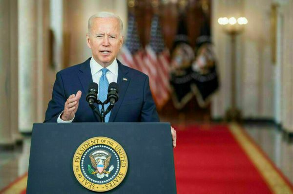 Байден объявил о новых санкциях в отношении России