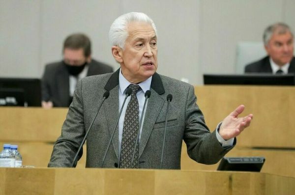 Лидер фракции &laquo;Единой России&raquo; в Госдуме Васильев заболел коронавирусом