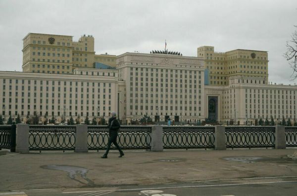 Минобороны РФ: войска ДНР завершают блокирование Мариуполя