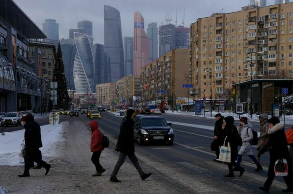 Пешеходов хотят обезопасить увеличением пробок и ликвидацией парковок