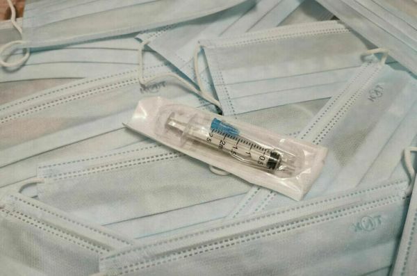 В Минздраве рассказали, как оформить больничный при симптомах ОРВИ или COVID-19