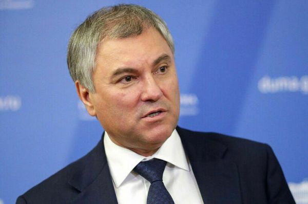 Володин запустил в Telegram опрос по предложению снизить нештрафуемый порог скорости Володин запустил в Telegram опрос по предложению снизить нештрафуемый порог скорости