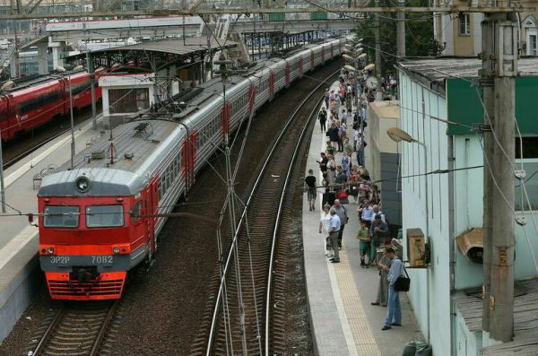 Детей 5-7 лет хотят бесплатно пускать в электрички 