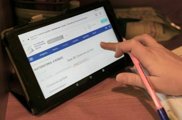 Электронные учебники проверят на вирусы &mdash; сетевые и политические