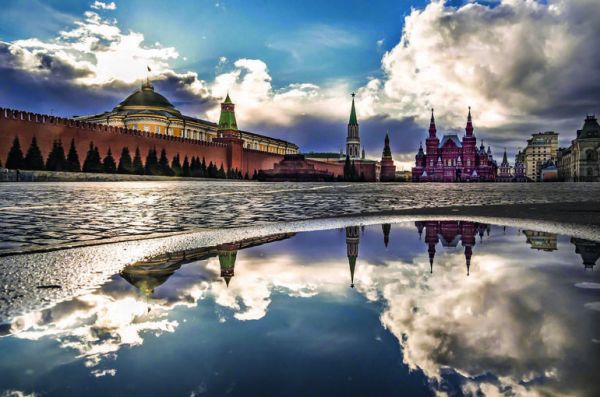 Федерализм не идентичен демократии, но развиваться без него недемократично