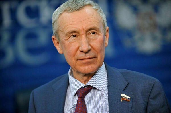 Климов: Украинские группировки у границ РФ превосходили по численности армии ФРГ и Франции