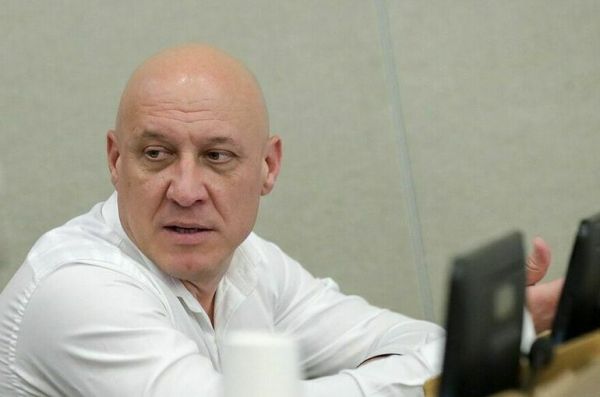 Майданов рассказал о нежелании кумиров молодежи выступать на госконцертах Майданов рассказал о нежелании кумиров молодежи выступать на госконцертах