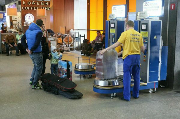 Ограничения работы южных аэропортов продлили до 7 апреля Ограничения работы южных аэропортов продлили до 7 апреля