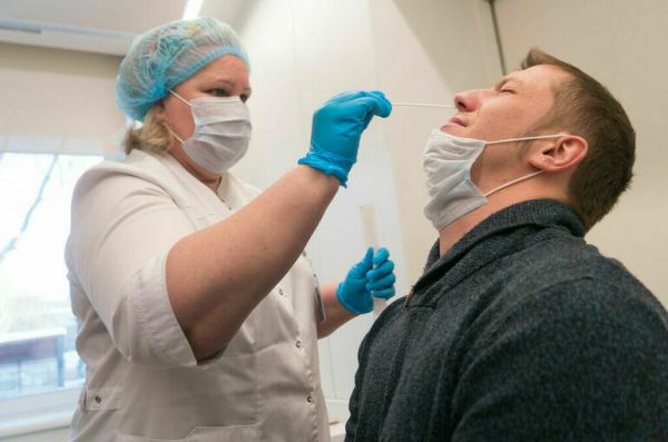 В России впервые с января выявили менее 30 тысяч случаев COVID-19 за сутки