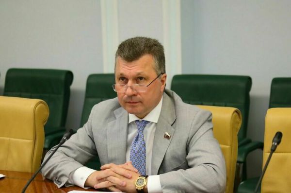 Васильев: Выдача документов для грузовиков заработает по принципу &laquo;одного окна&raquo;