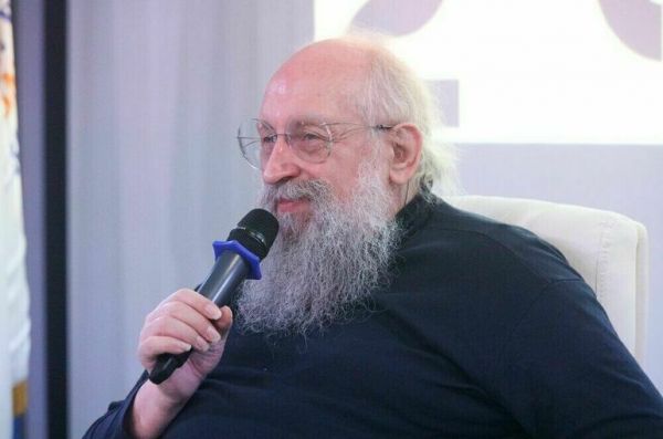 Вассерман рассказал о возможности появления пролива Сталина в Северной Америке