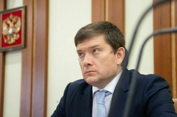 Журавлев: В Совфеде не планируют ужесточать наказание за продажу валюты Журавлев: В Совфеде не планируют ужесточать наказание за продажу валюты