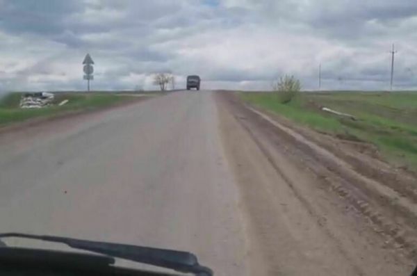 Под Белгородом обстреляли российскую гуманитарную колонну