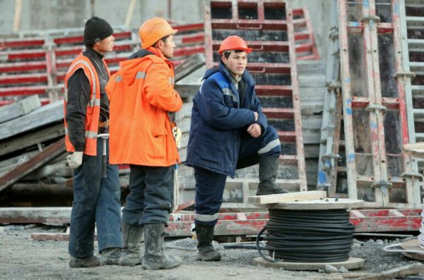 В России выросло число нарушений среди мигрантов В России выросло число нарушений среди мигрантов