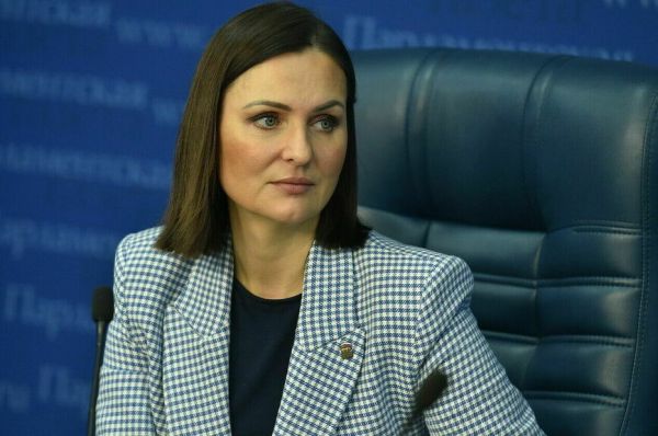 Декретные деньги предложили выплачивать работающим мамам авансом Декретные деньги предложили выплачивать работающим мамам авансом