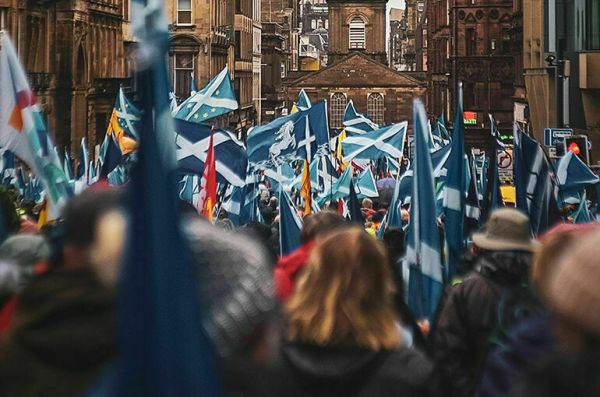 Глава правительства Шотландии заявила о желании провести референдум о независимости