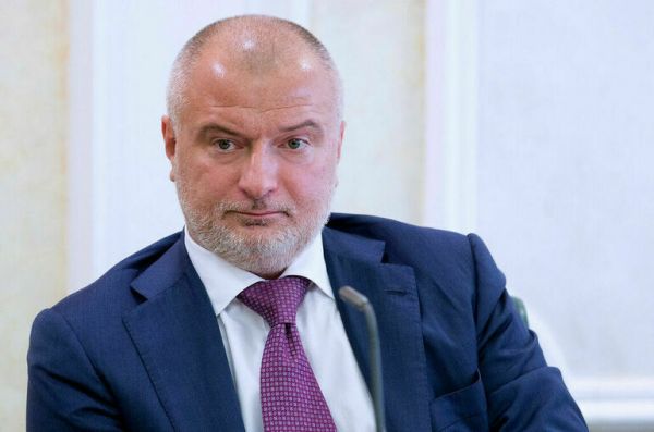 Клишас предложил установить для Вашингтона &laquo;пределы для печатания долларов&raquo;