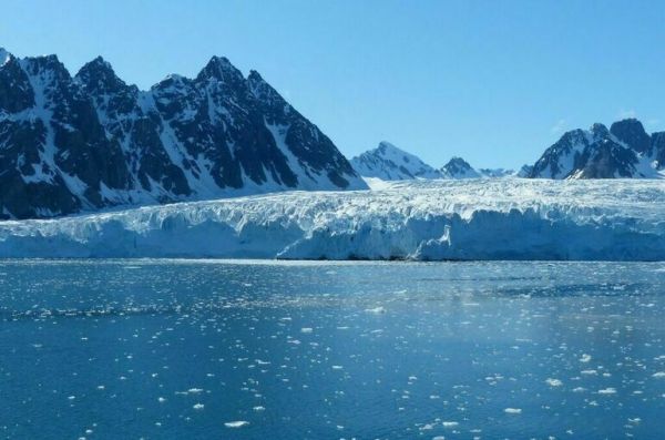 Норвегия отказалась пропустить российские грузы на Шпицберген