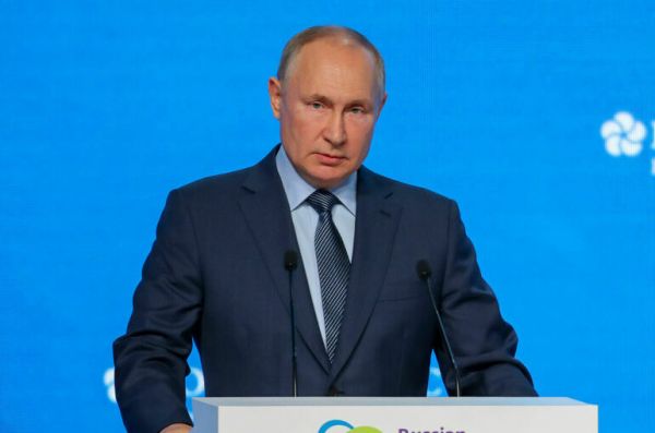 Путин: Бюджет РФ в 2022 году будет исполнен с профицитом 3 трлн рублей