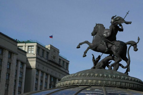 В Комитете Госдумы поддержали поправку о лишении свободы за сбыт нацистской символики