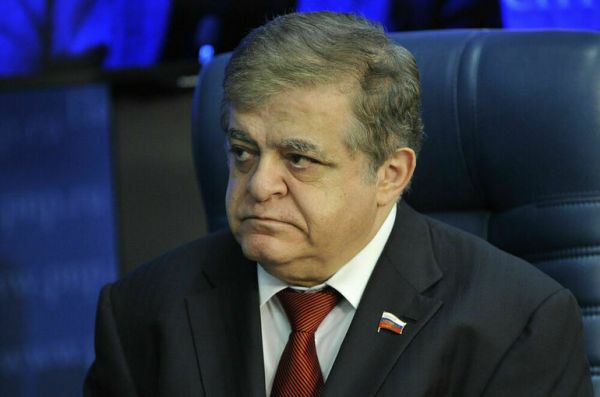 Джабаров: ЕС может оказаться в пропасти, из которой не выбраться