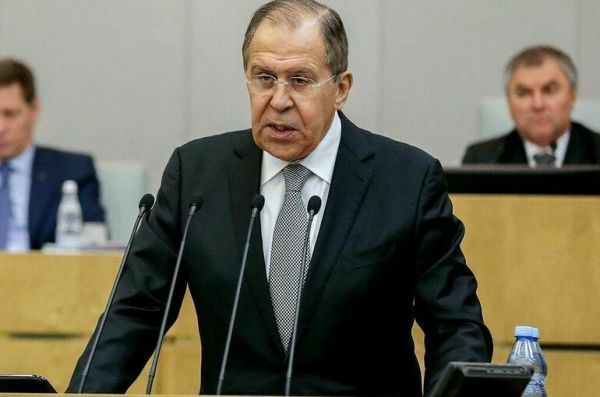 Лавров осудил публикацию записи переговоров Путина и Макрона во Франции