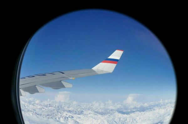 Мантуров рассказал о переходе на отечественные самолеты Мантуров рассказал о переходе на отечественные самолеты