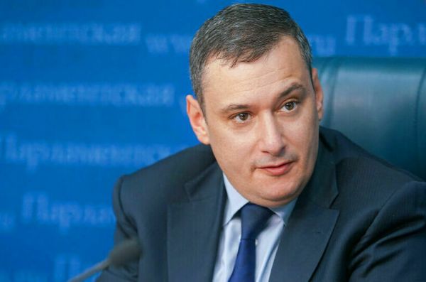 Наказание за пропаганду нетрадиционных отношений предлагают прописать в КоАП