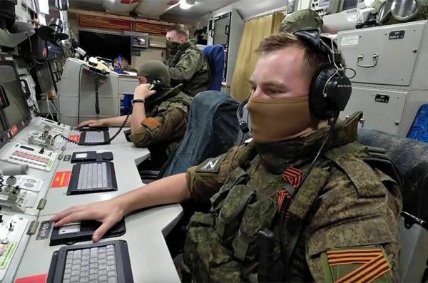 Офицер рассказал, как российские средства ПВО сбивают снаряды от HIMARS