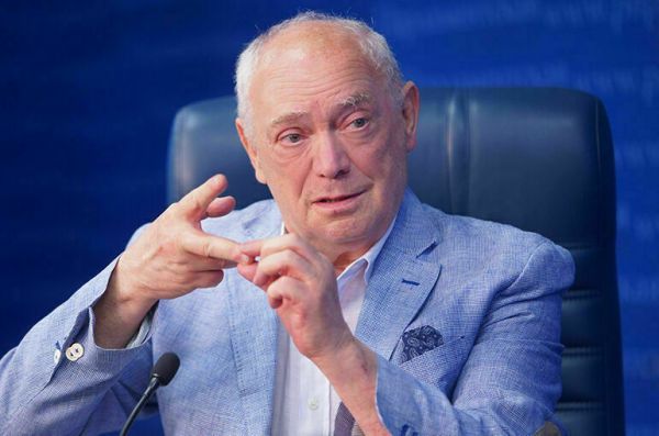 Румянцев: Аттестацию медиков должно проводить врачебное сообщество