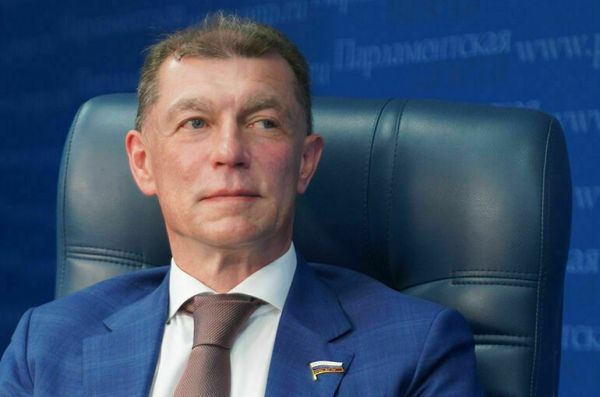 Топилин предложил максимально снизить лицензирование для бизнеса