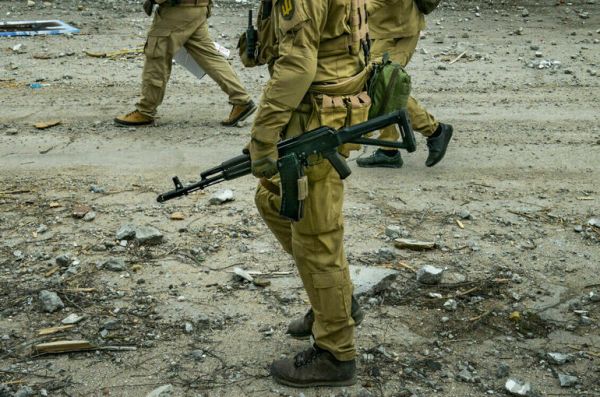 В ЛНР сообщили об усилении украинских позиций в Соледаре и Артемовске В ЛНР сообщили об усилении украинских позиций в Соледаре и Артемовске