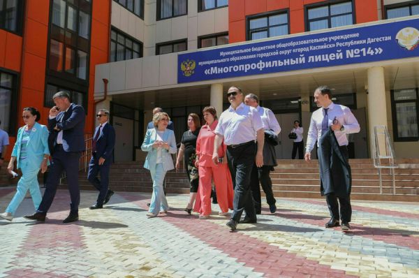 Валентина Матвиенко: Дагестану нужно стр&shy;оить больше школ и детсадов