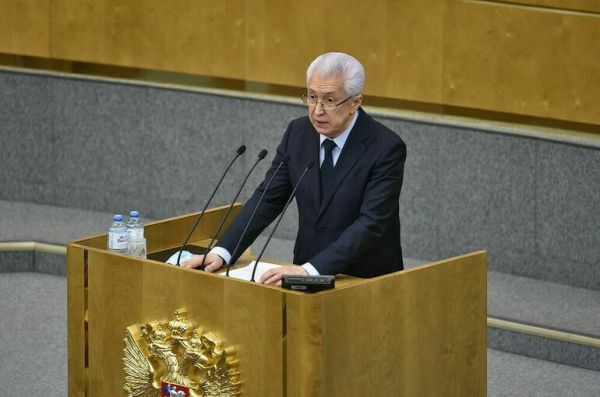 Васильев: На внеочередном заседании Госдумы обсудят более 60 вопросов