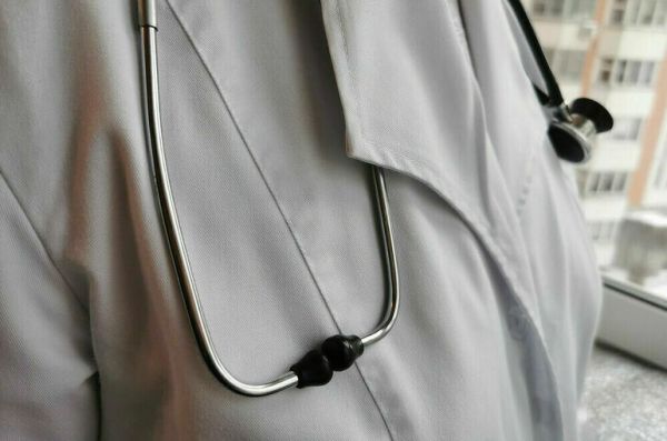 Единственного в России заболевшего оспой обезьян выписали из больницы Петербурга Единственного в России заболевшего оспой обезьян выписали из больницы Петербурга