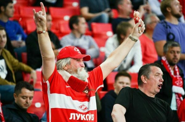 Компания &laquo;Лукойл&raquo; приобрела футбольный клуб &laquo;Спартак&raquo;