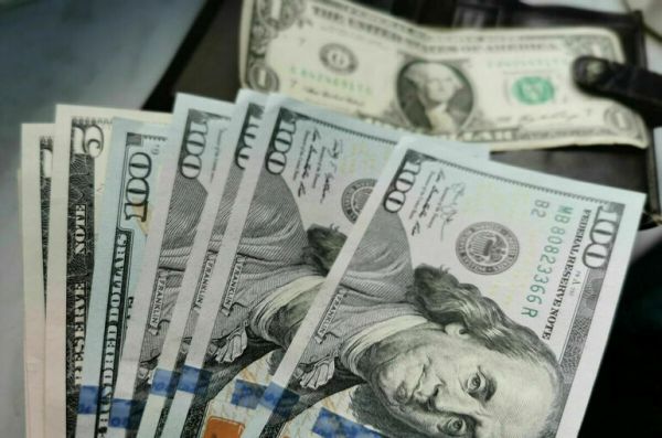 Международные резервы России выросли почти на 6 миллиардов долларов за неделю