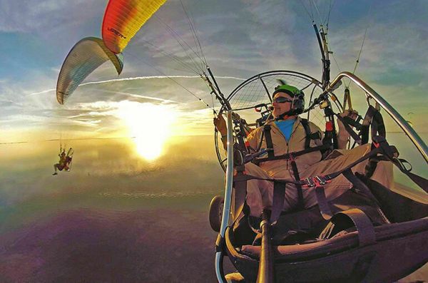 Парапланы хотят взять под контроль