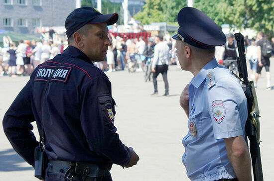 Полицейским повысят зарплату. Но не всем