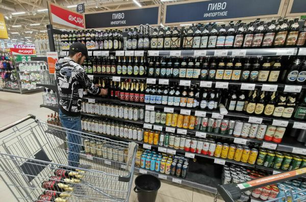 Шевченко скептически оценил идею о контроле за антиалкогольной работой губернаторов