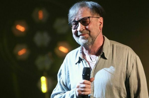 Шевчука оштрафовали на 50 тысяч рублей за дискредитацию армии РФ Шевчука оштрафовали на 50 тысяч рублей за дискредитацию армии РФ