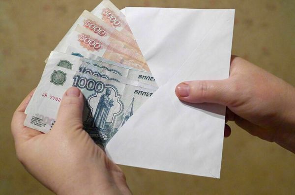 Заслуженные работники прокуратуры и следственных органов получат надбавки