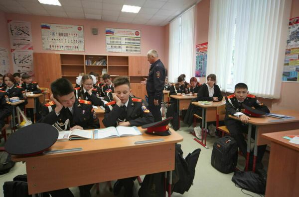 Кабмин утвердил правила выплаты стипендий кадетам Следственного комитета