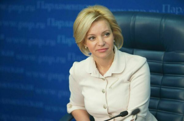 Казакова оценила влияние Минпросвещения на поправки к закону об образовании