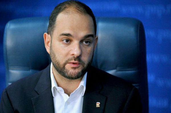 Мажуга считает, что России нужна двухуровневая система образования