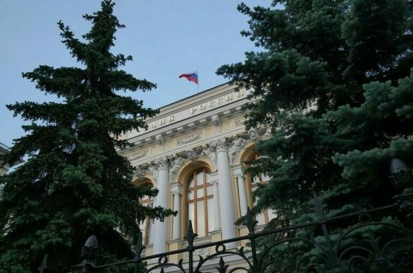 Неквалифицированным инвесторам ограничили продажу ценных бумаг недружественных стран