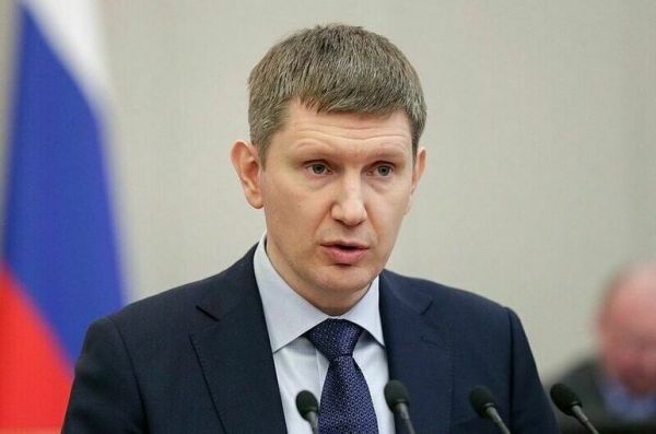 Решетников рассказал, когда будет пройдена нижняя точка спада экономики