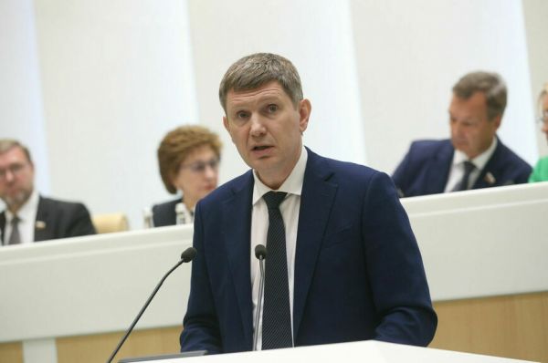 Свое золото карман не тянет