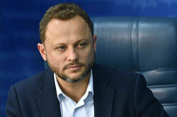 Федяев посоветовал переходить на автомобили отечественного производства