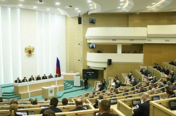 Совфед одобрил соглашение с ЕАЭС об особенностях уплаты таможенных пошлин Совфед одобрил соглашение с ЕАЭС об особенностях уплаты таможенных пошлин